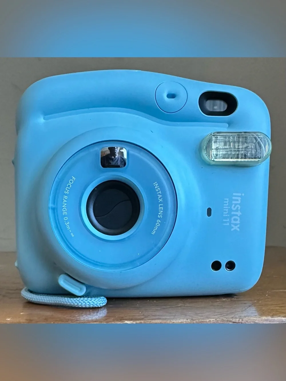 Fujifilm Instax Mini 11 Instant Camera - Light Blue